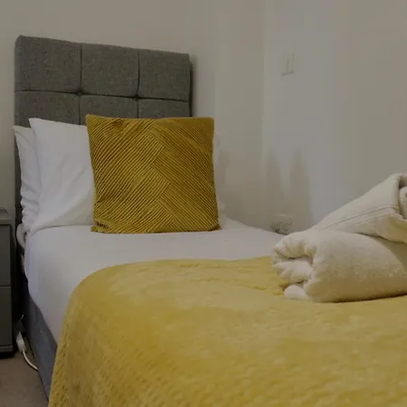 Apartment 2 Bedroom Luxury Centre