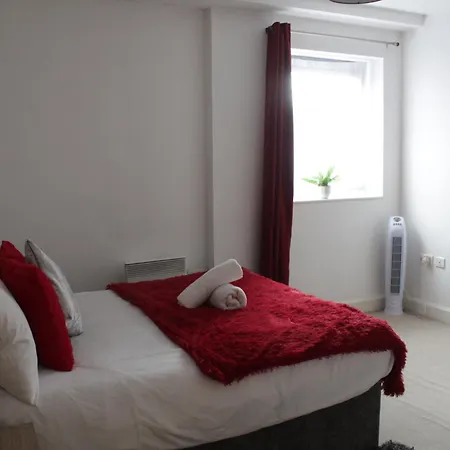 2 Bedroom Luxury Centre Bristol