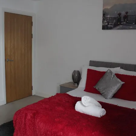 Apartment 2 Bedroom Luxury Centre *