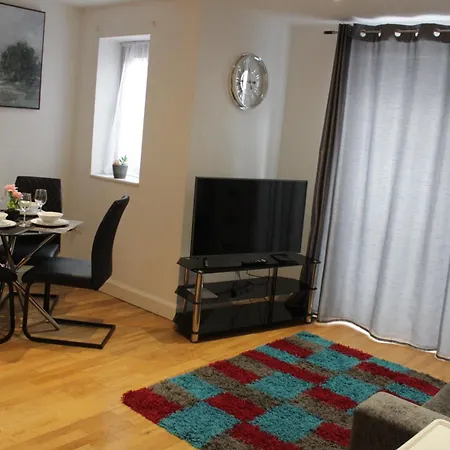 Apartment 2 Bedroom Luxury Centre